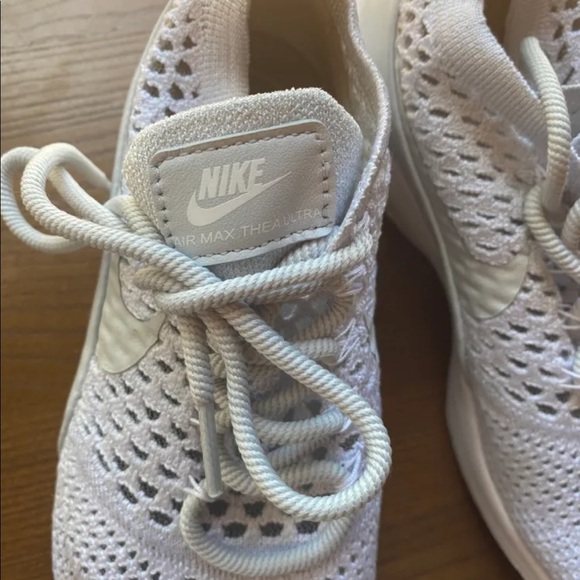 Nike Air Max Thea Sneakers - Picture 2 of 6